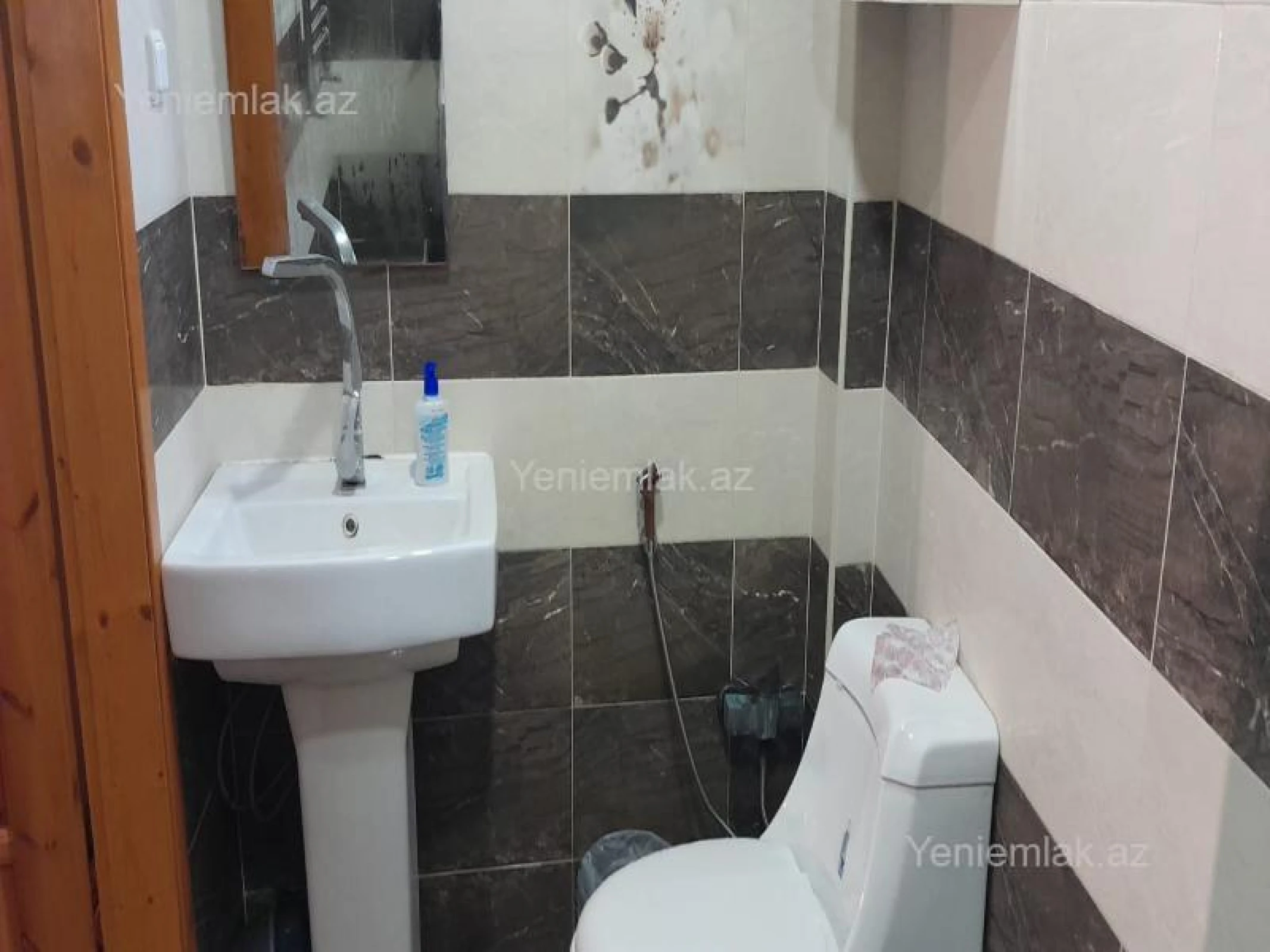 Satılır 4 otaqlı həyət evi 140 m²
