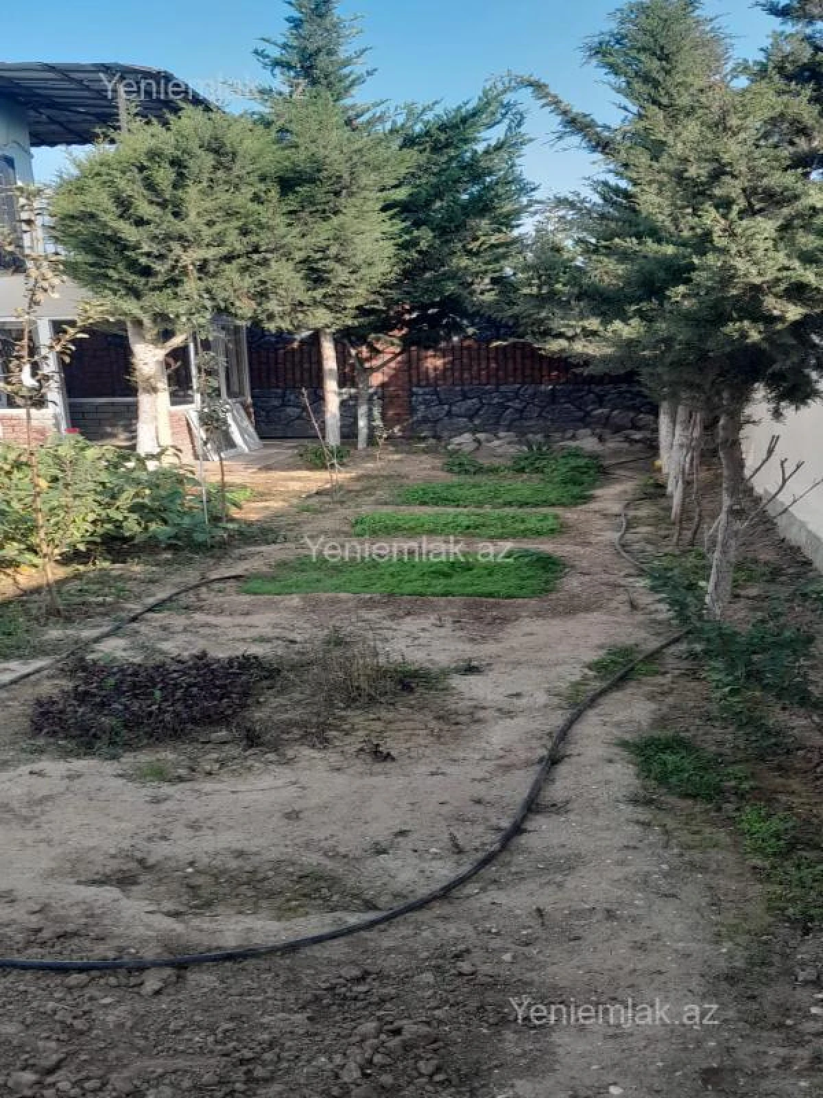 Satılır 4 otaqlı həyət evi 140 m²