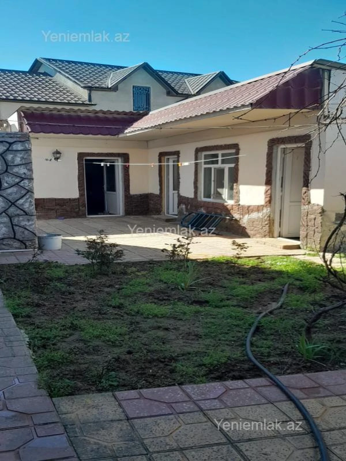 Satılır 4 otaqlı həyət evi 140 m²