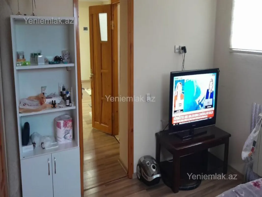 Satılır 4 otaqlı həyət evi 140 m²