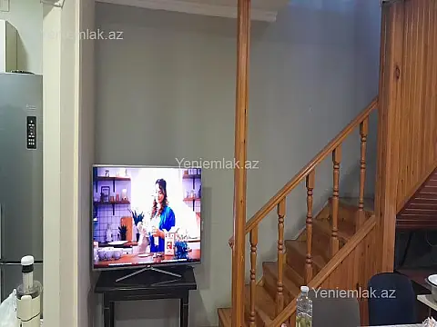 Satılır 4 otaqlı həyət evi 140 m²