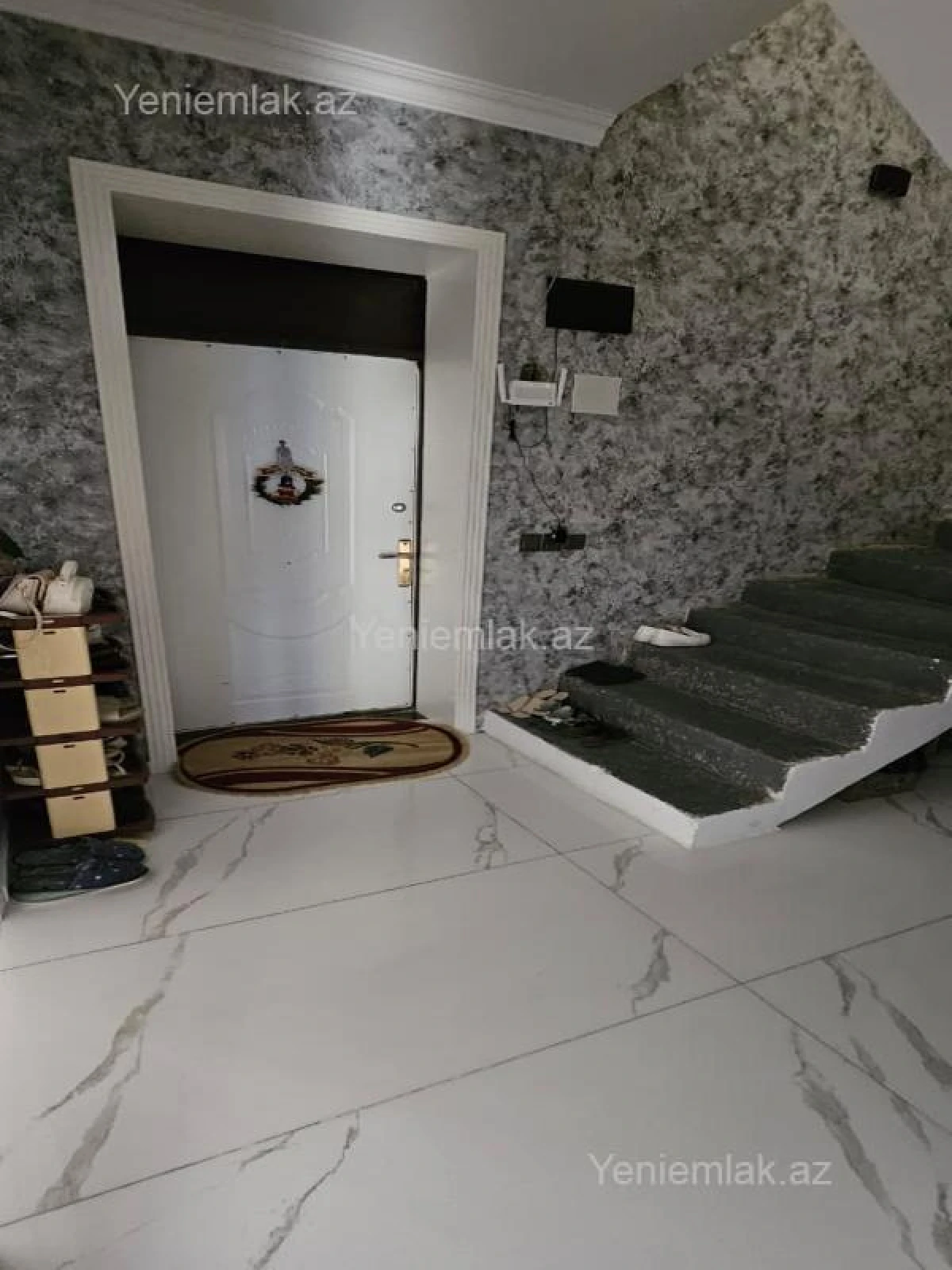 Satılır 5 otaqlı həyət evi 140 m²