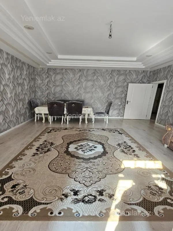Satılır 5 otaqlı həyət evi 140 m²