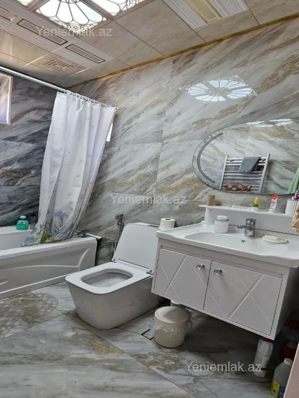 Satılır 5 otaqlı həyət evi 140 m²