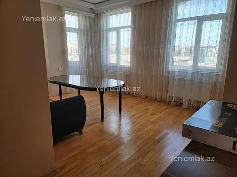 Satılır 3 otaqlı yeni tikili 110 m²