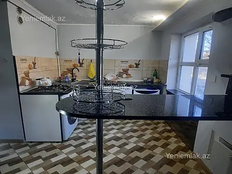 Satılır 1 otaqlı köhnə tikili 33 m²