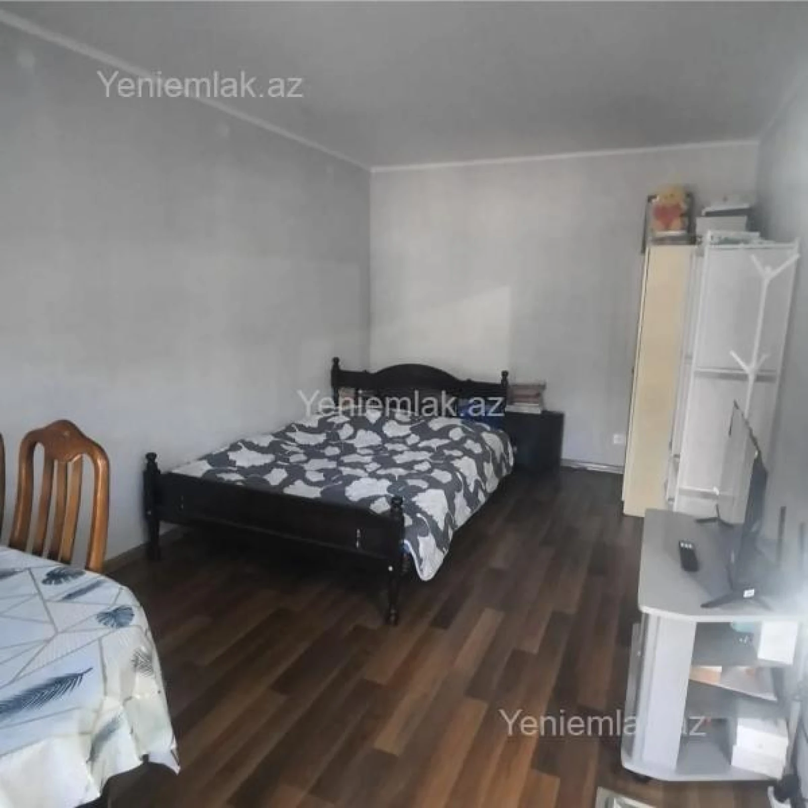 Satılır 1 otaqlı köhnə tikili 33 m²