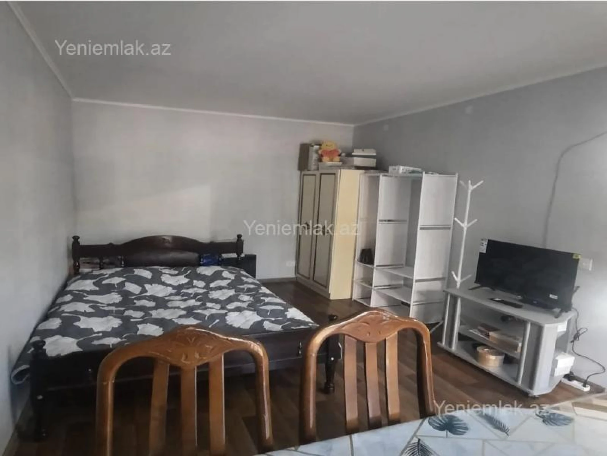 Satılır 1 otaqlı köhnə tikili 33 m²