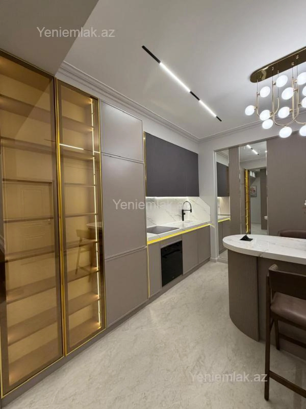 Satılır 2 otaqlı yeni tikili 68 m²