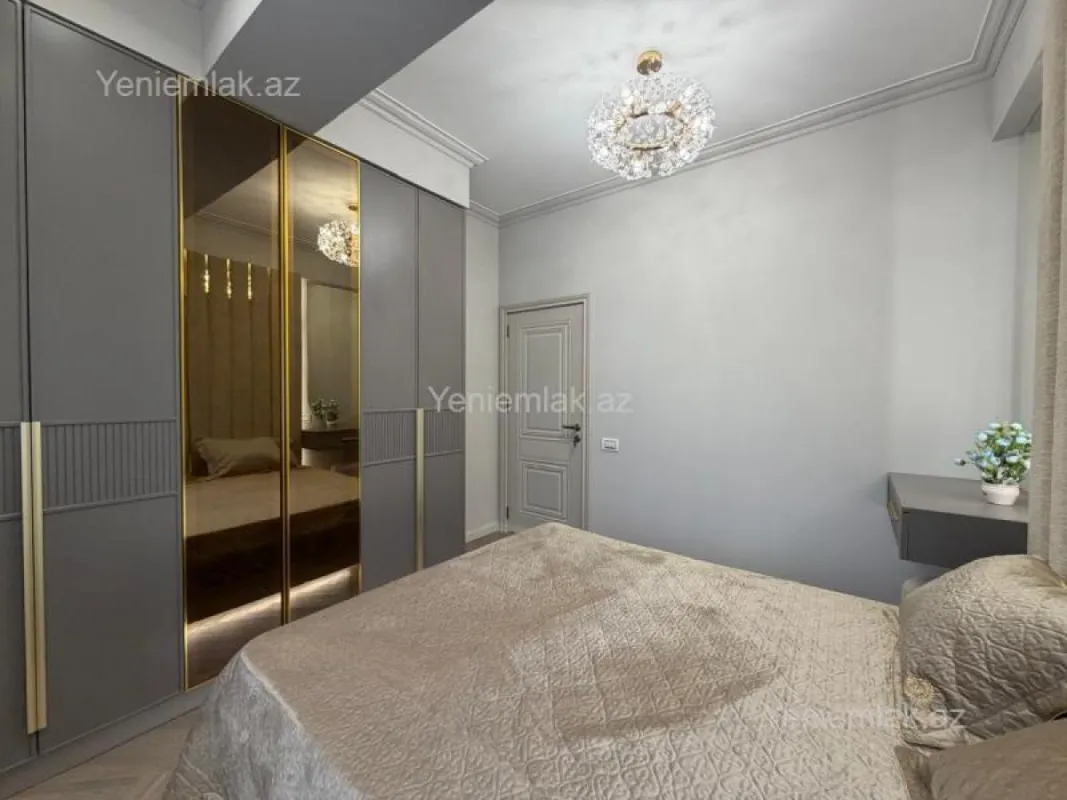 Satılır 2 otaqlı yeni tikili 68 m²