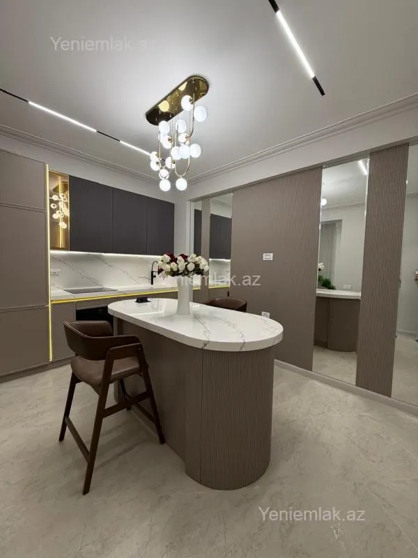 Satılır 2 otaqlı yeni tikili 68 m²