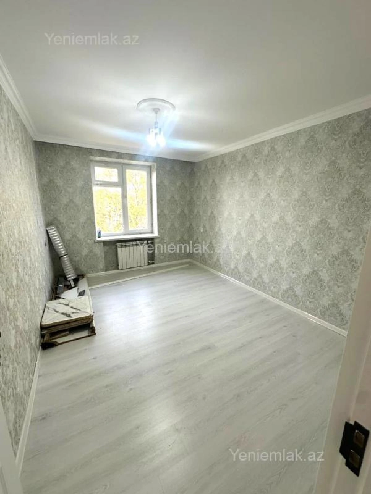 Satılır 2 otaqlı köhnə tikili 65 m²