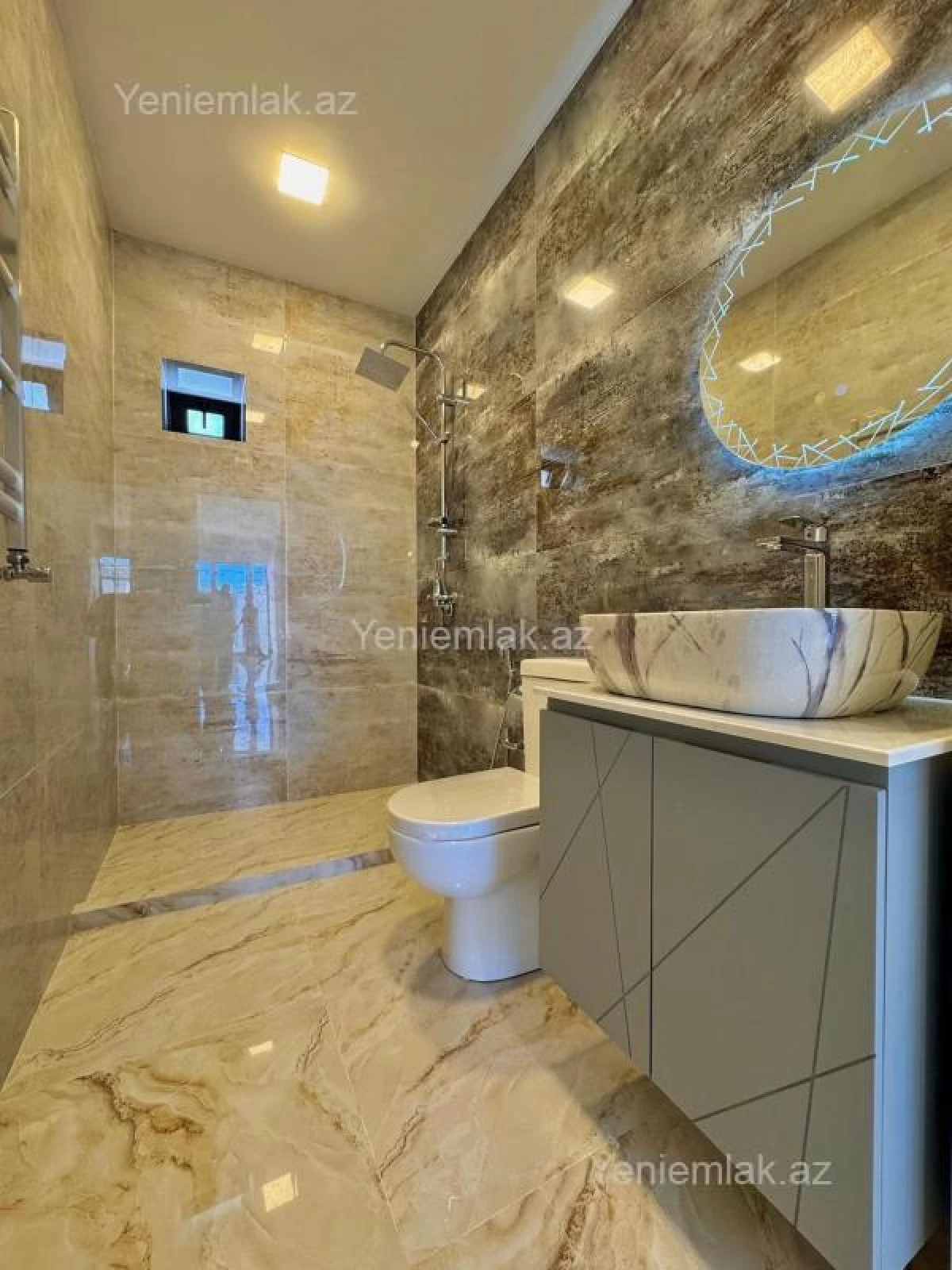 Satılır 4 otaqlı həyət evi 170 m²
