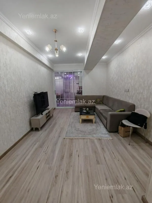 Satılır 2 otaqlı yeni tikili 85 m²