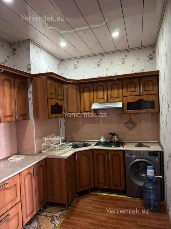 Satılır 3 otaqlı yeni tikili 83 m²