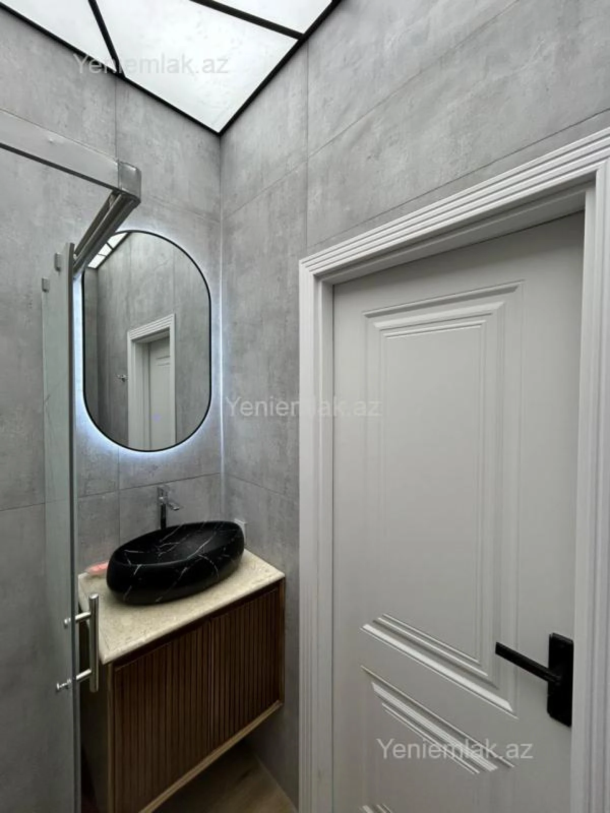 Satılır 2 otaqlı yeni tikili 65 m²