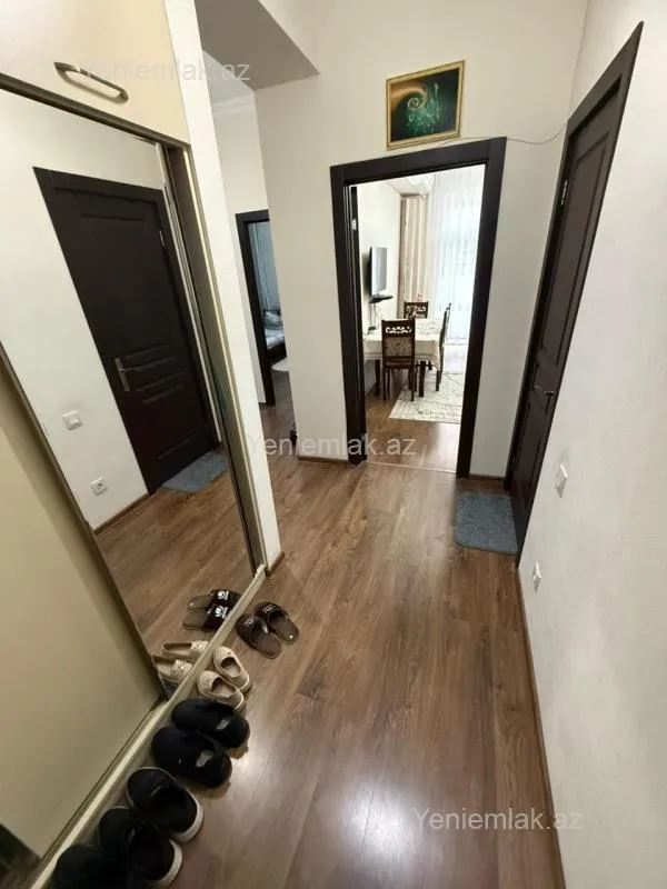 Satılır 3 otaqlı yeni tikili 75 m²