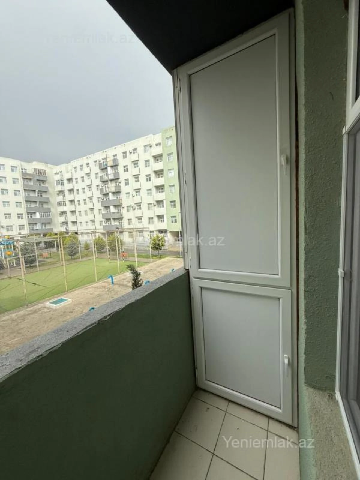 Satılır 3 otaqlı yeni tikili 75 m²