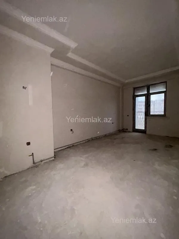 Satılır 3 otaqlı yeni tikili 130 m²