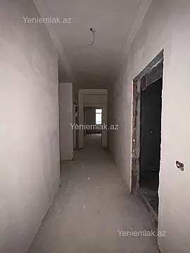 Satılır 3 otaqlı yeni tikili 130 m²
