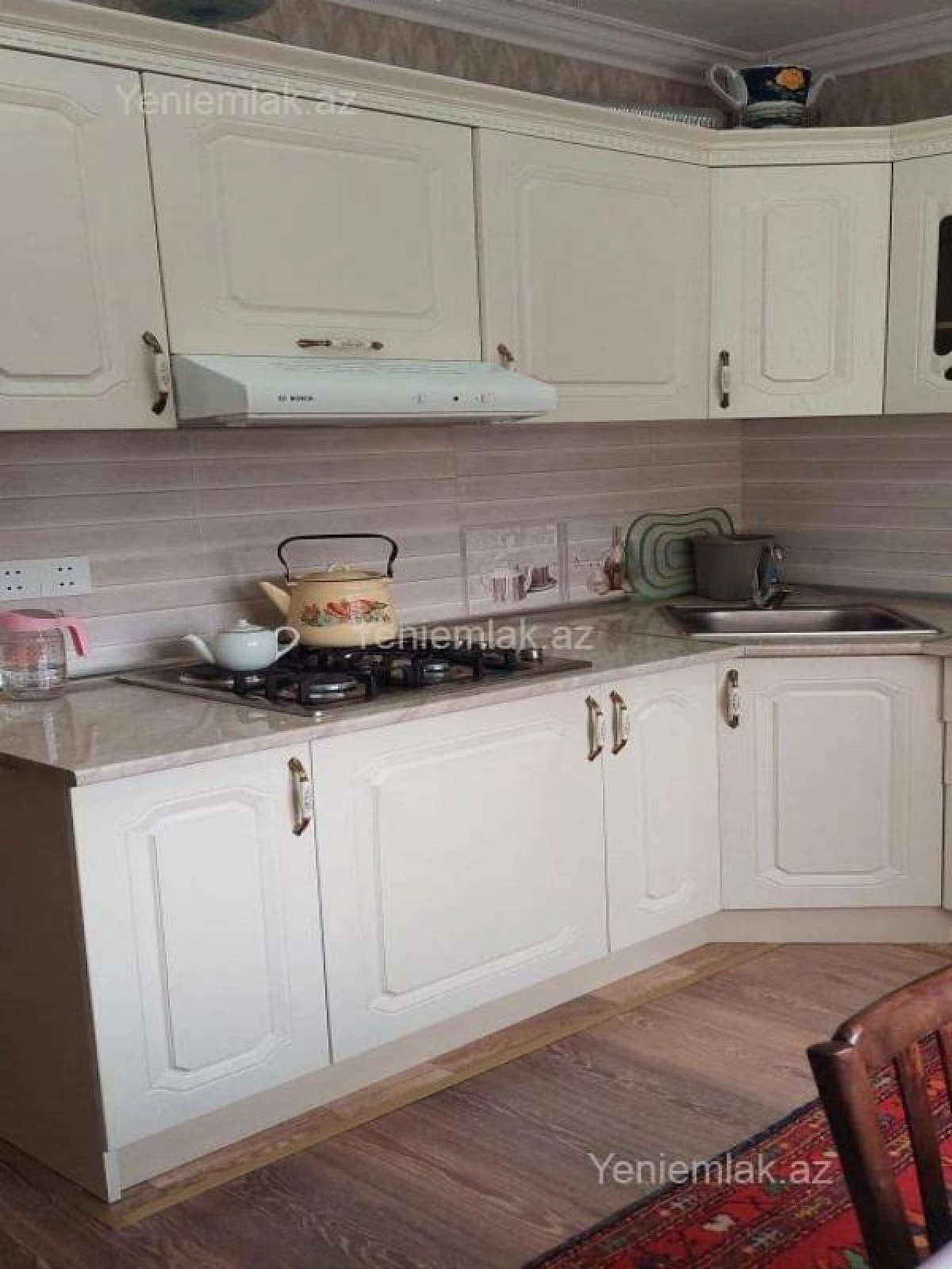 Satılır 1 otaqlı köhnə tikili 45 m²