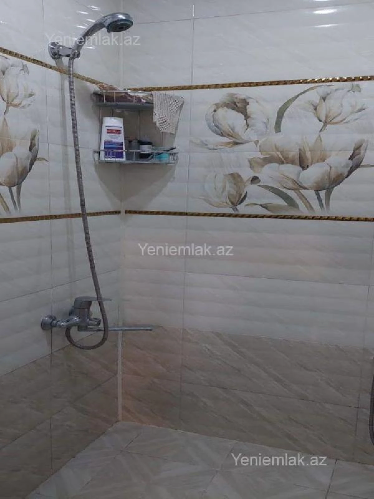 Satılır 1 otaqlı köhnə tikili 45 m²