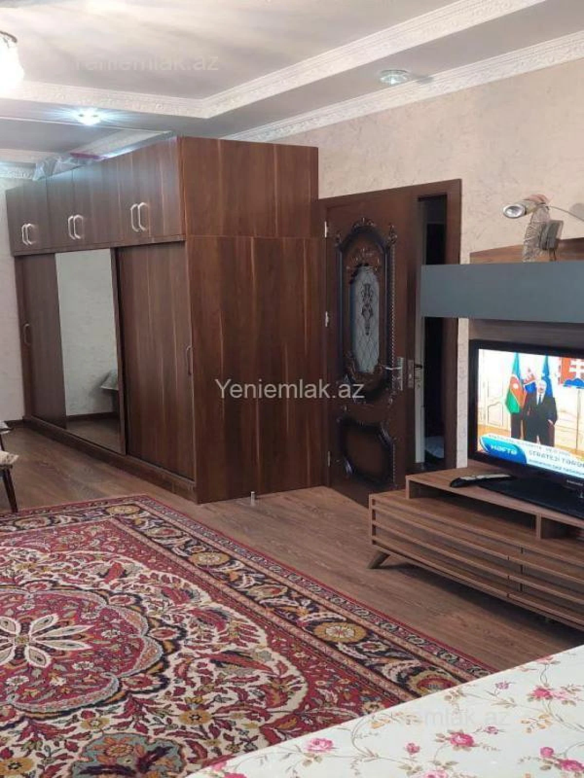 Satılır 1 otaqlı köhnə tikili 45 m²