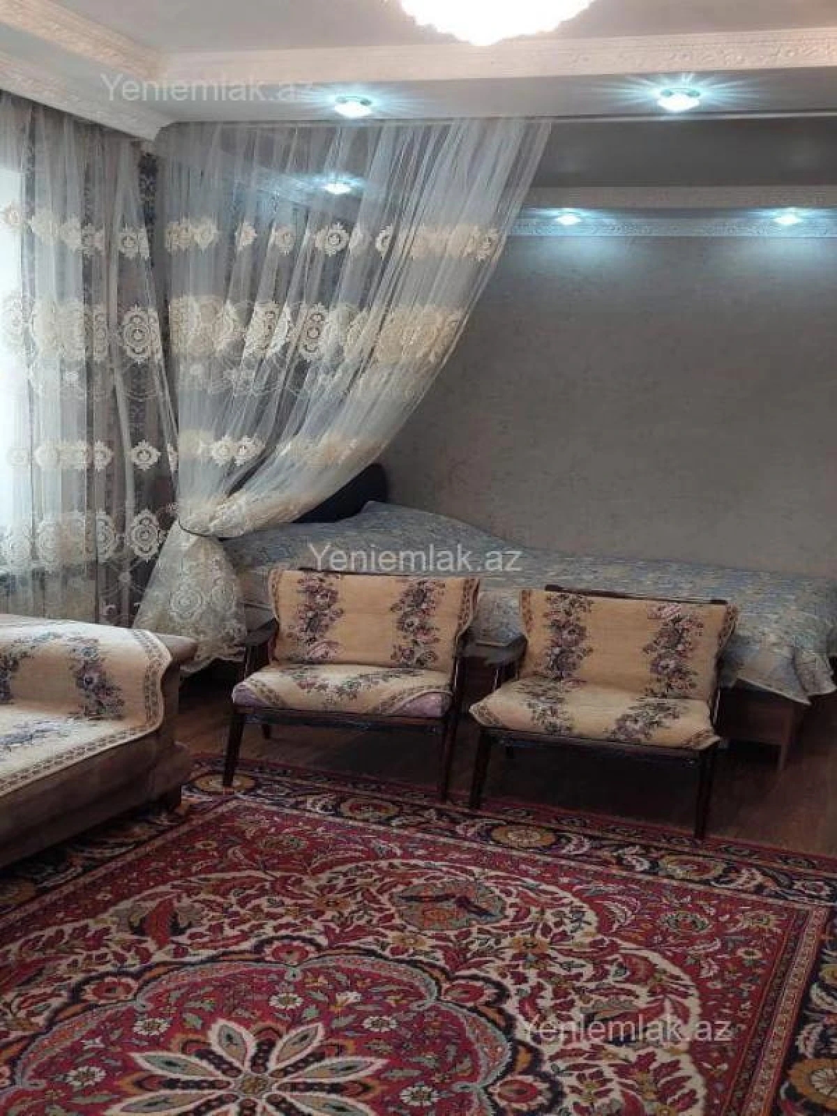 Satılır 1 otaqlı köhnə tikili 45 m²