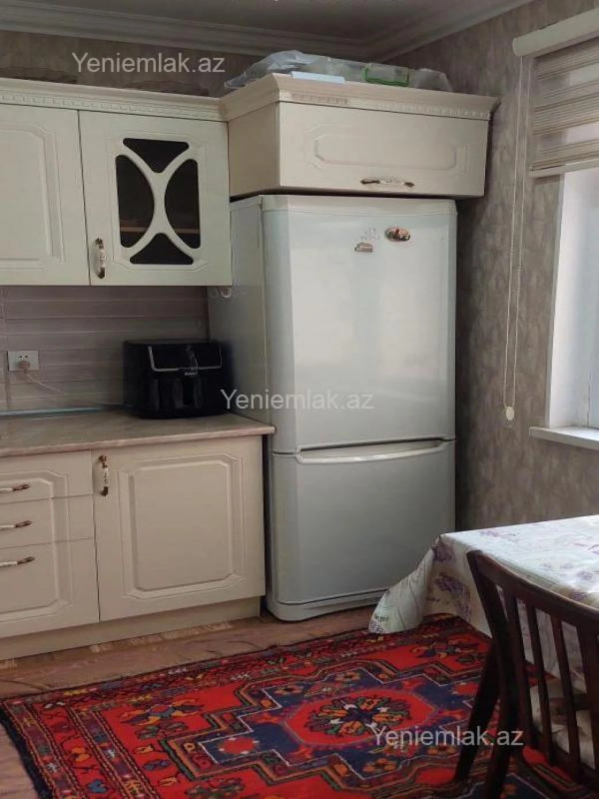 Satılır 1 otaqlı köhnə tikili 45 m²