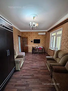 Satılır 2 otaqlı köhnə tikili 50 m²