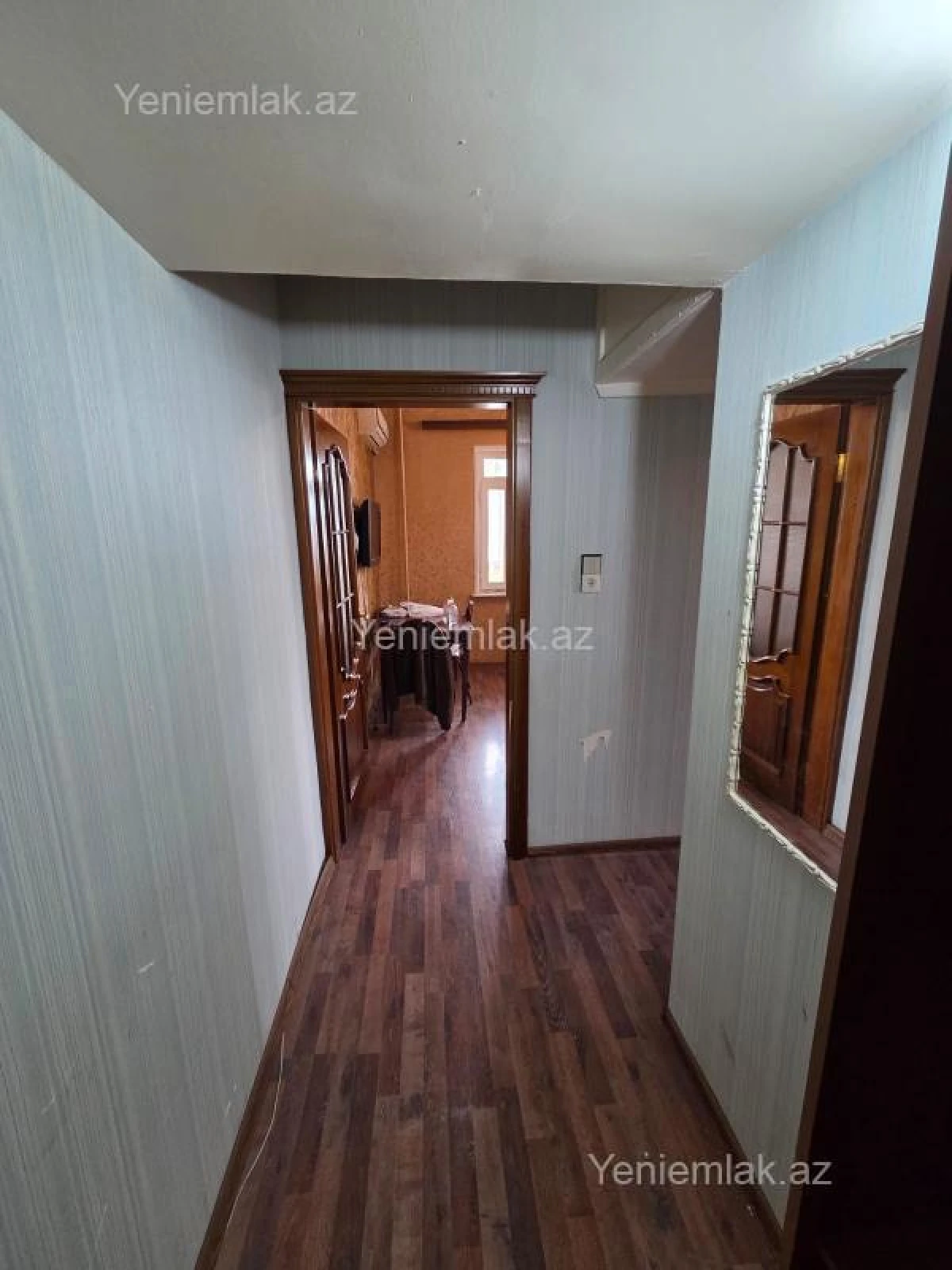 Satılır 2 otaqlı köhnə tikili 50 m²