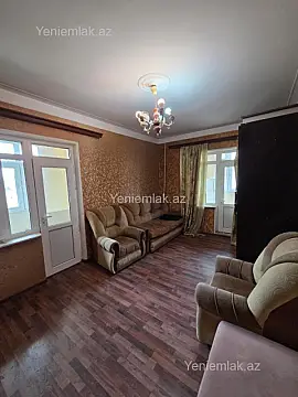 Satılır 2 otaqlı köhnə tikili 50 m²