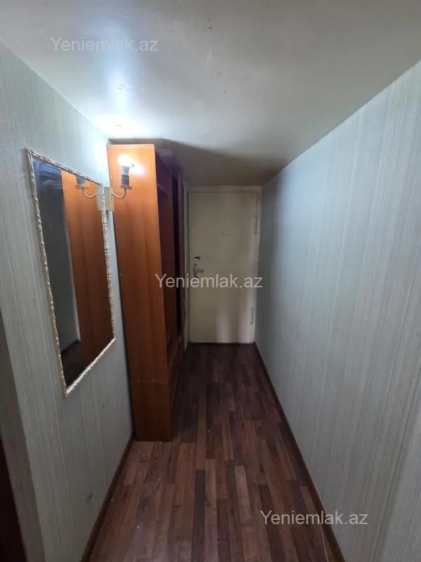 Satılır 2 otaqlı köhnə tikili 50 m²