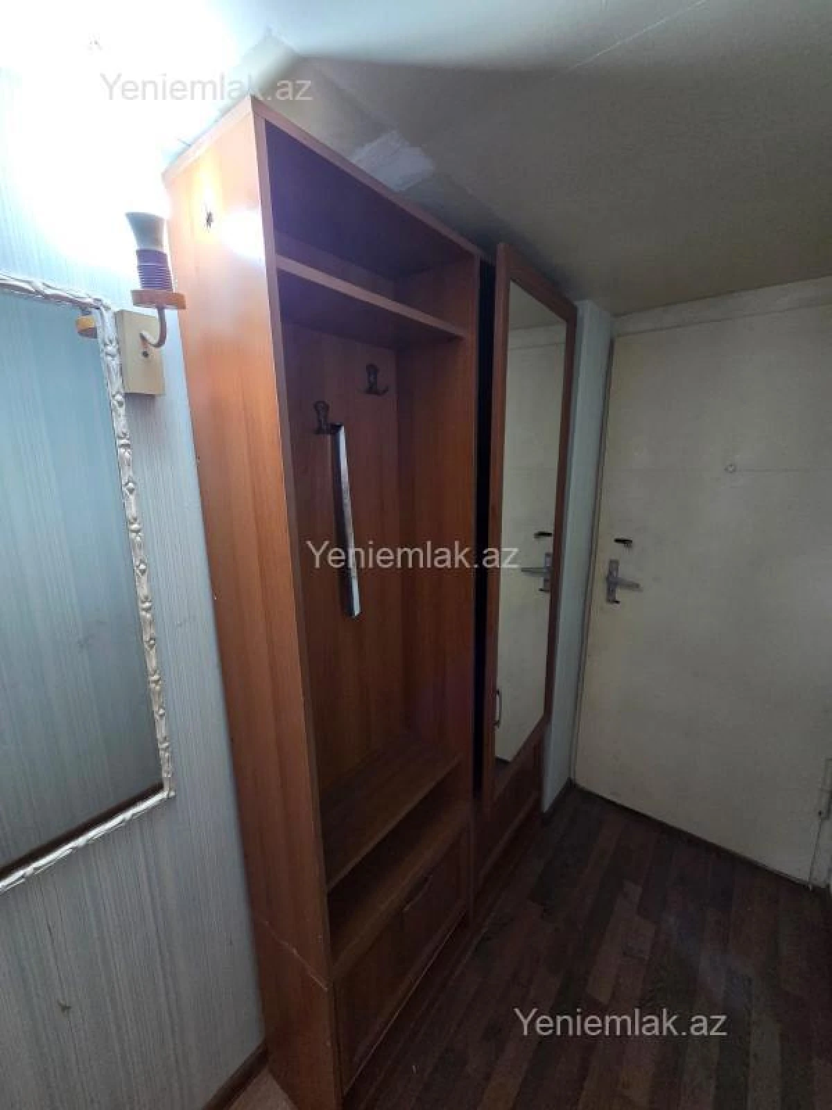 Satılır 2 otaqlı köhnə tikili 50 m²