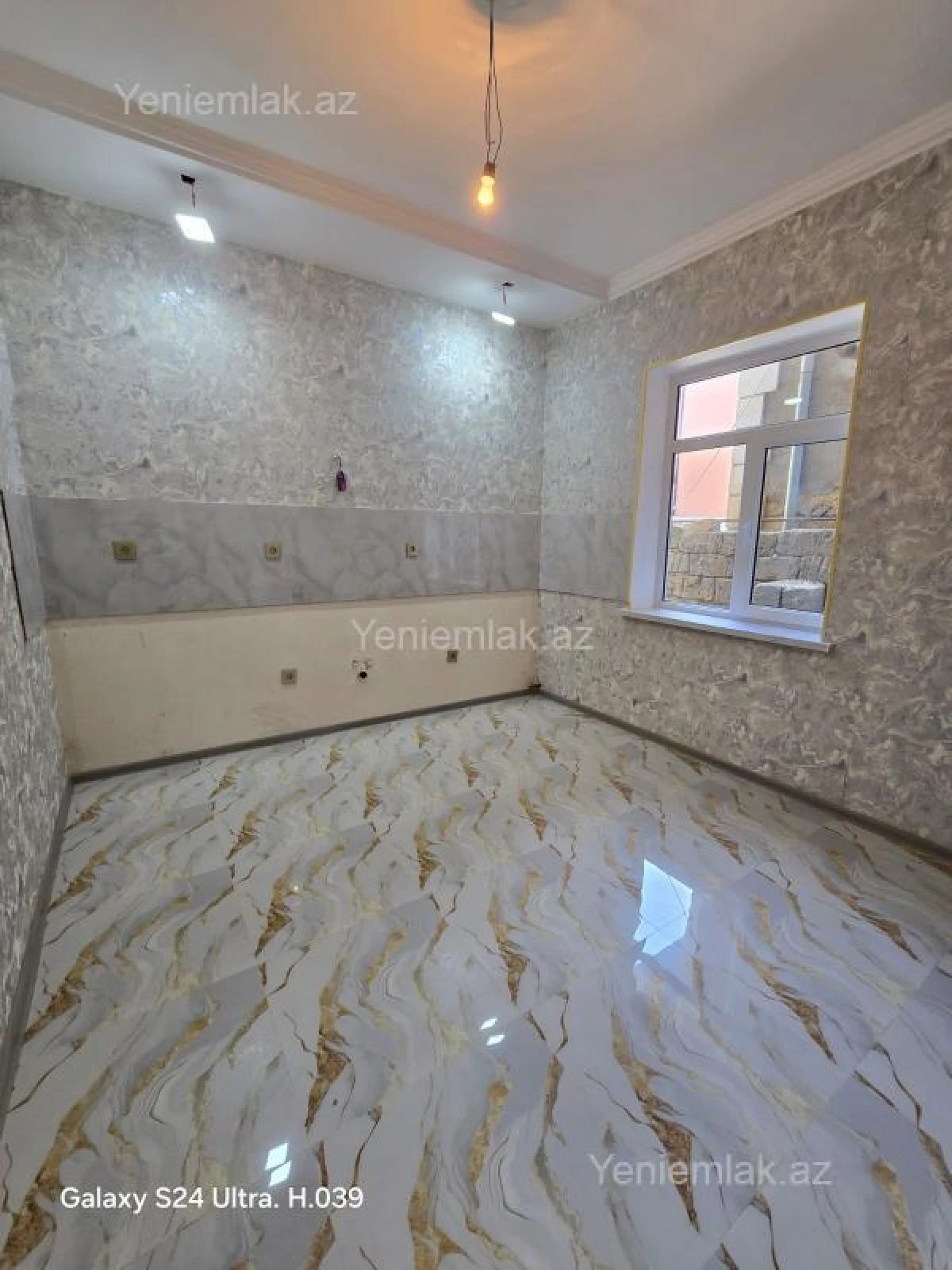 Satılır 4 otaqlı həyət evi 110 m²
