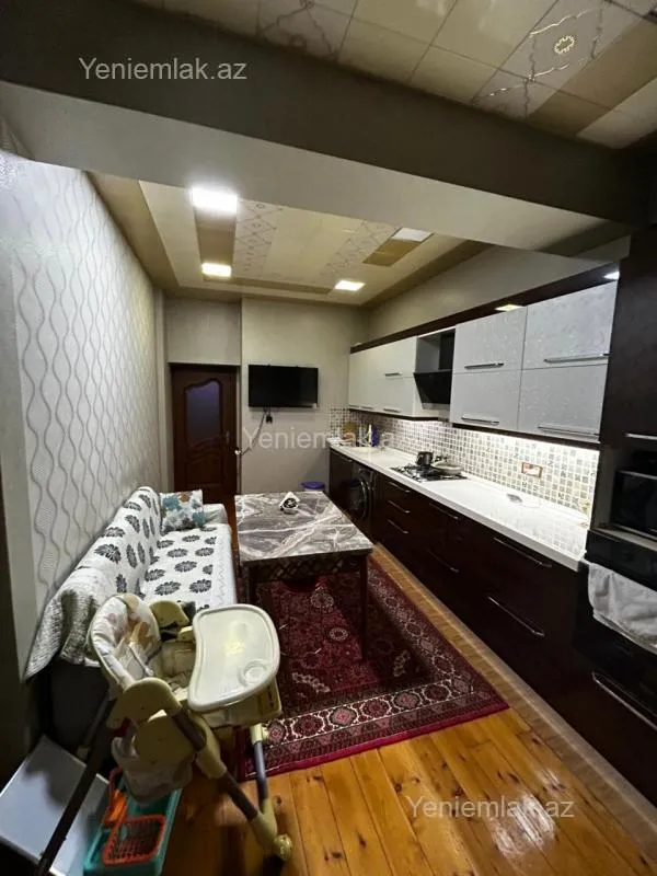 Satılır 3 otaqlı yeni tikili 126 m²