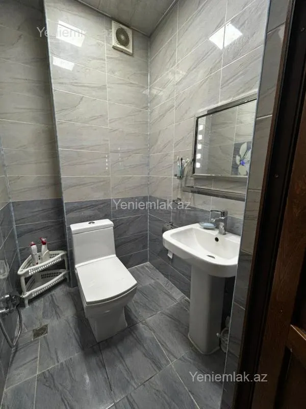 Satılır 3 otaqlı yeni tikili 126 m²