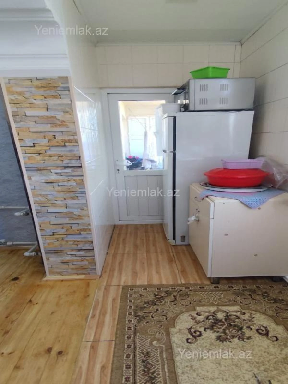 Satılır 2 otaqlı köhnə tikili 60 m²