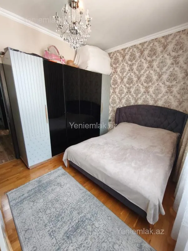 Satılır 3 otaqlı yeni tikili 70 m²