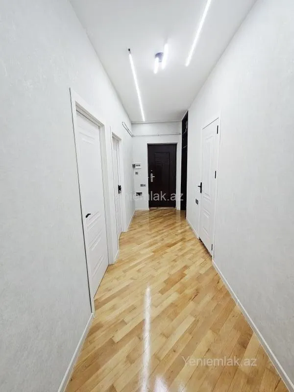 Satılır 2 otaqlı yeni tikili 60 m²