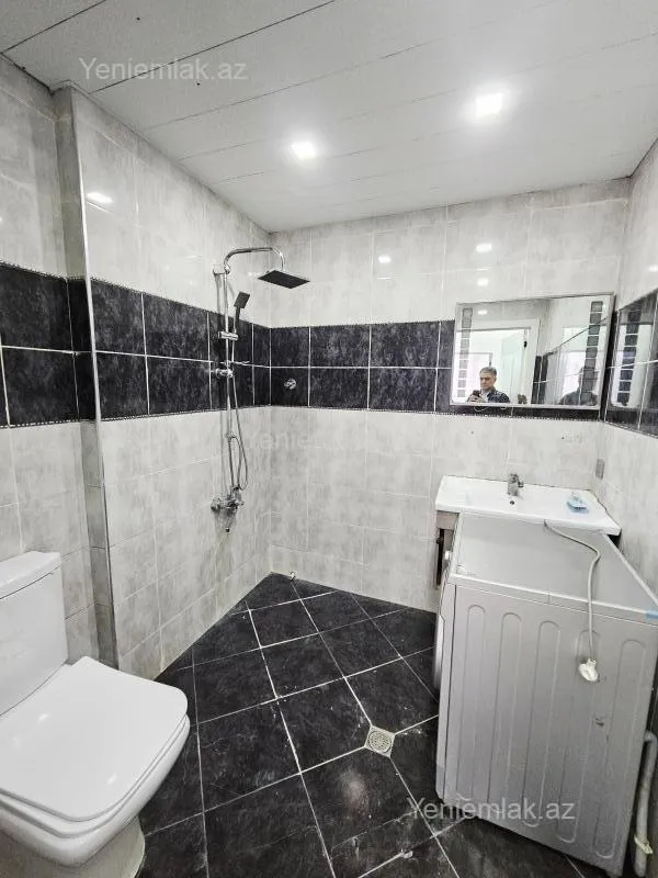 Satılır 2 otaqlı yeni tikili 60 m²