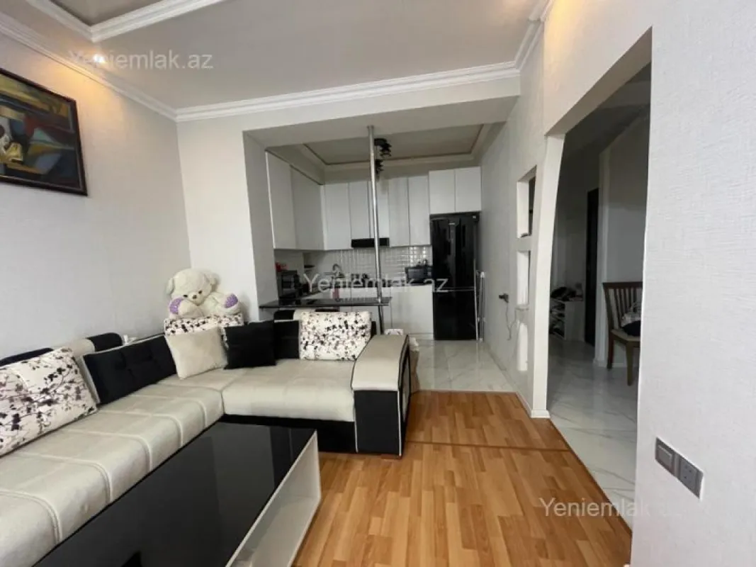 Satılır 2 otaqlı yeni tikili 65 m²