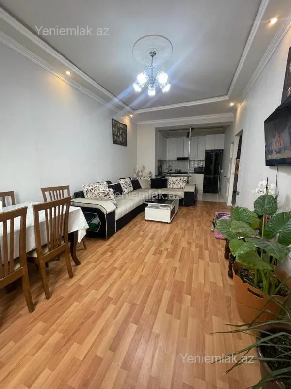 Satılır 2 otaqlı yeni tikili 65 m²