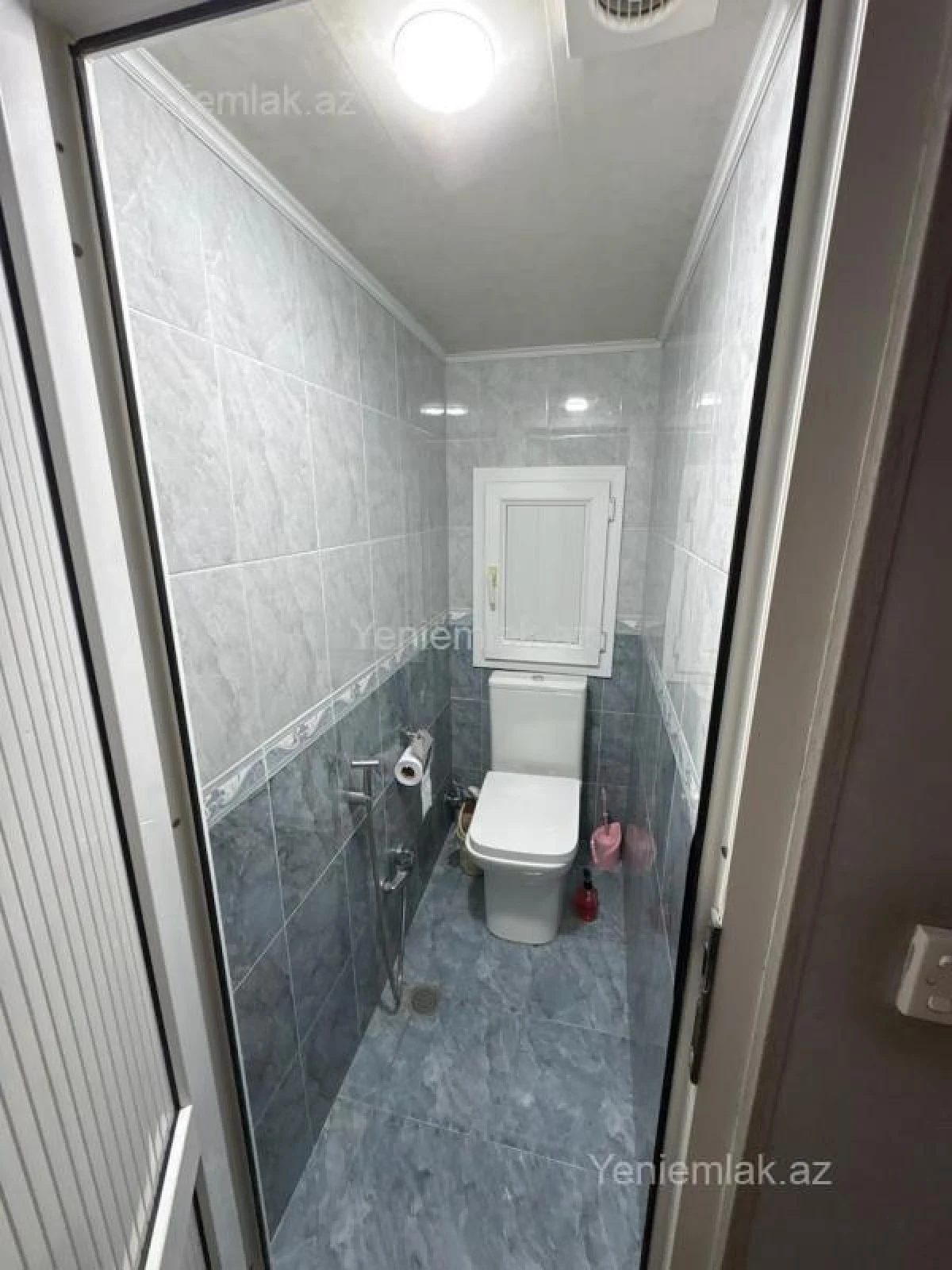 Satılır 5 otaqlı köhnə tikili 125 m²