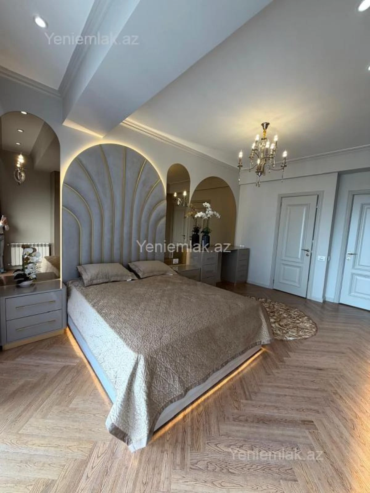 Satılır 3 otaqlı yeni tikili 127 m²