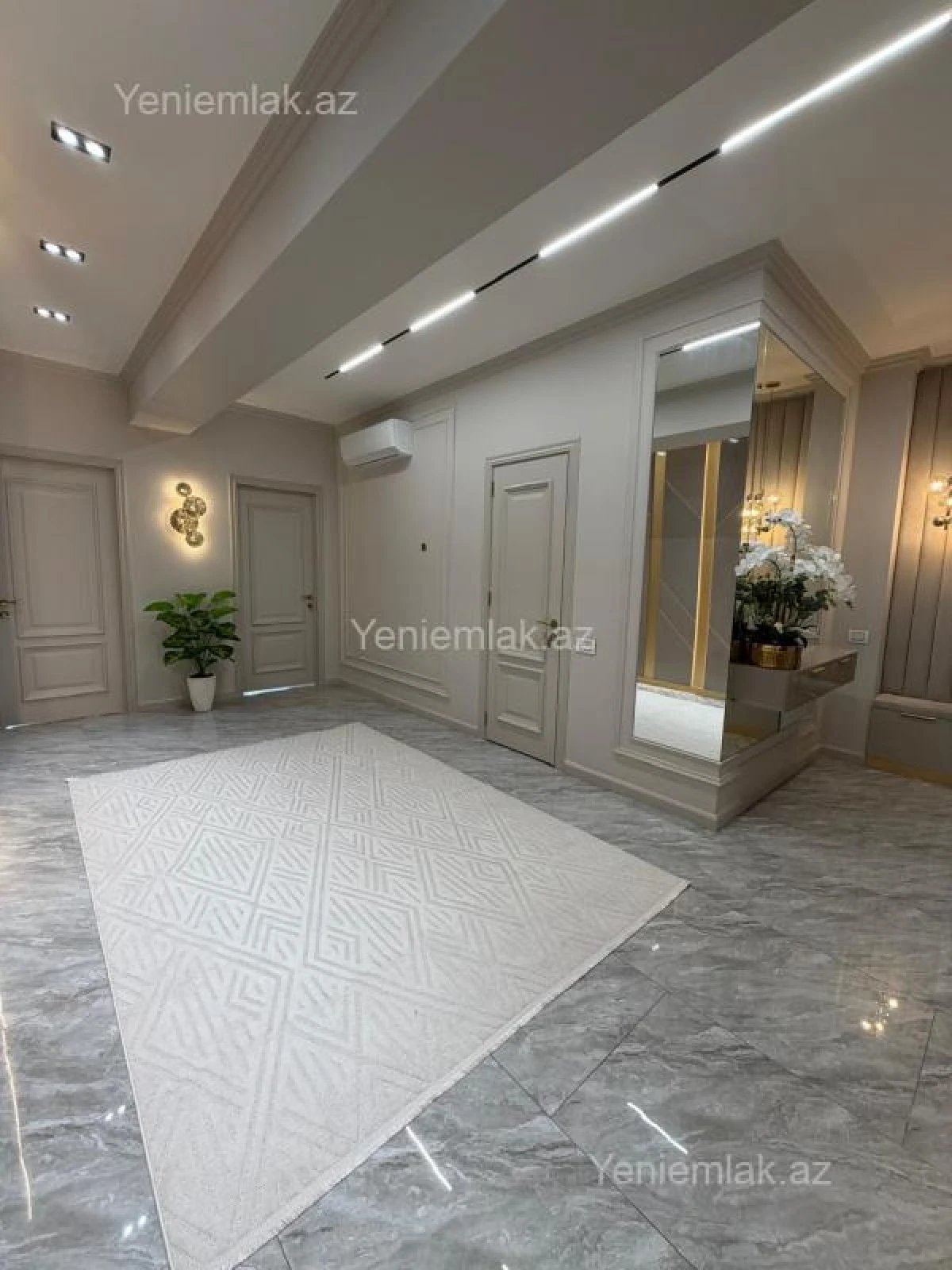 Satılır 3 otaqlı yeni tikili 127 m²