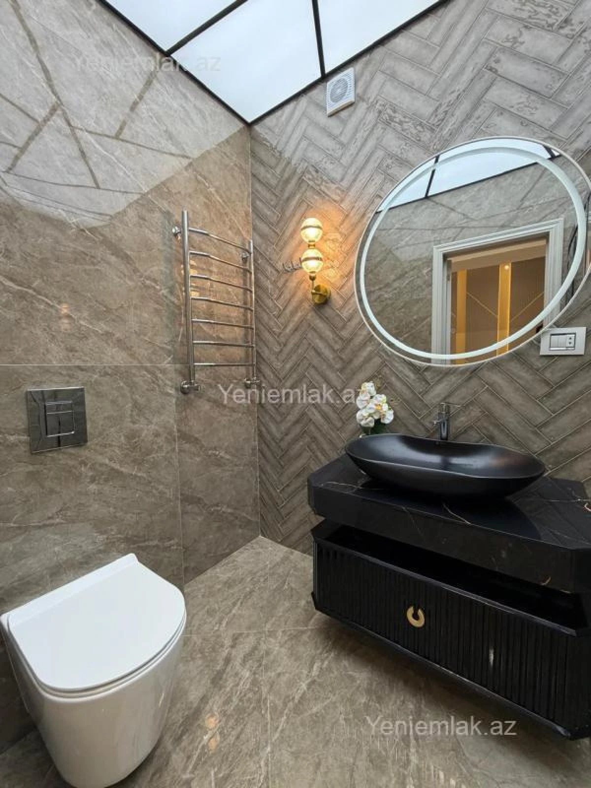 Satılır 3 otaqlı yeni tikili 127 m²