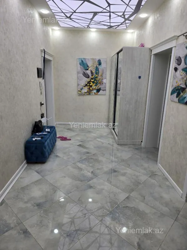 Satılır 2 otaqlı yeni tikili 68 m²