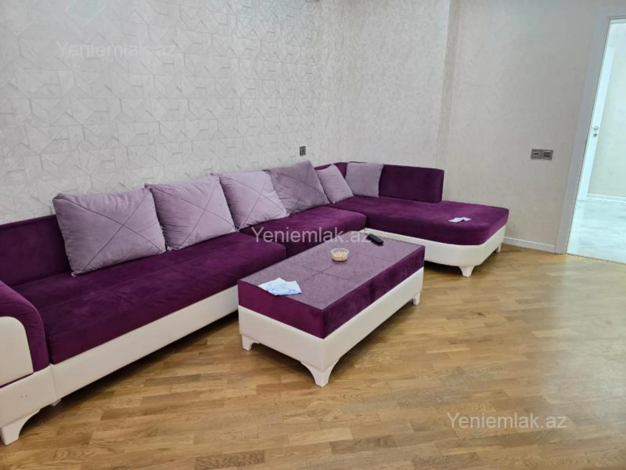 Satılır 2 otaqlı yeni tikili 68 m²