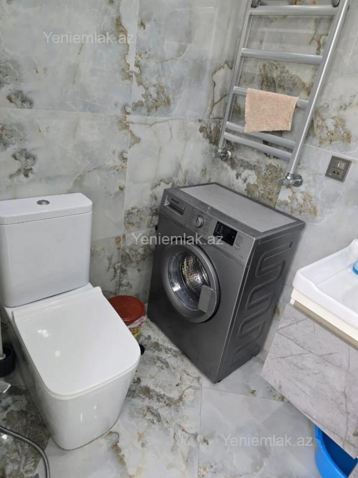 Satılır 2 otaqlı yeni tikili 68 m²